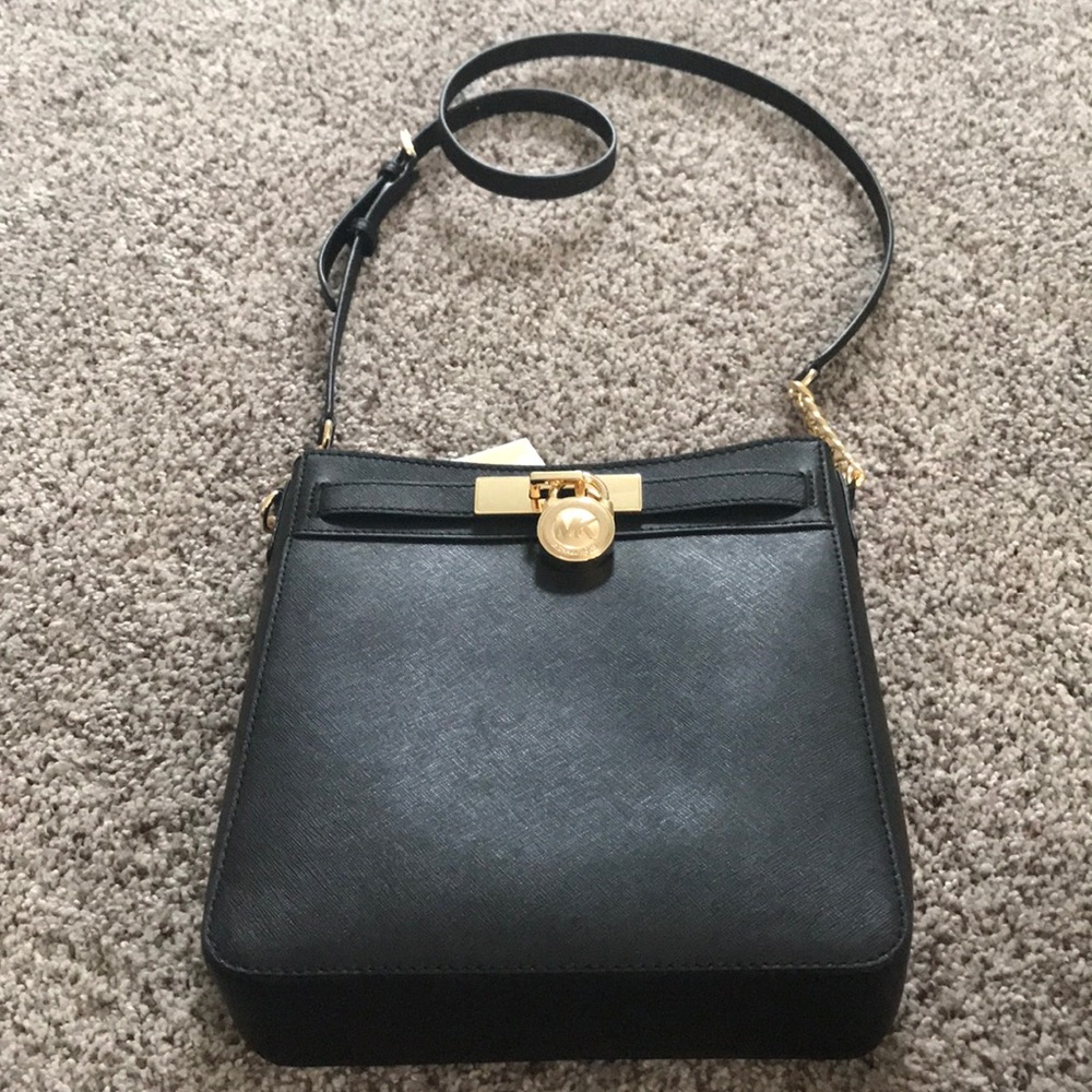 Micheal Kors Messenger Bag - Picture 2 of 8